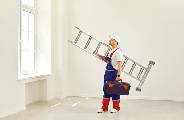 Smoke-stained plaster cleanup Lara